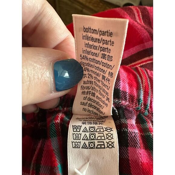 Victoria's Secret Women's Red Plaid Flannel Pajama Set Size S - Picture 9 of 9